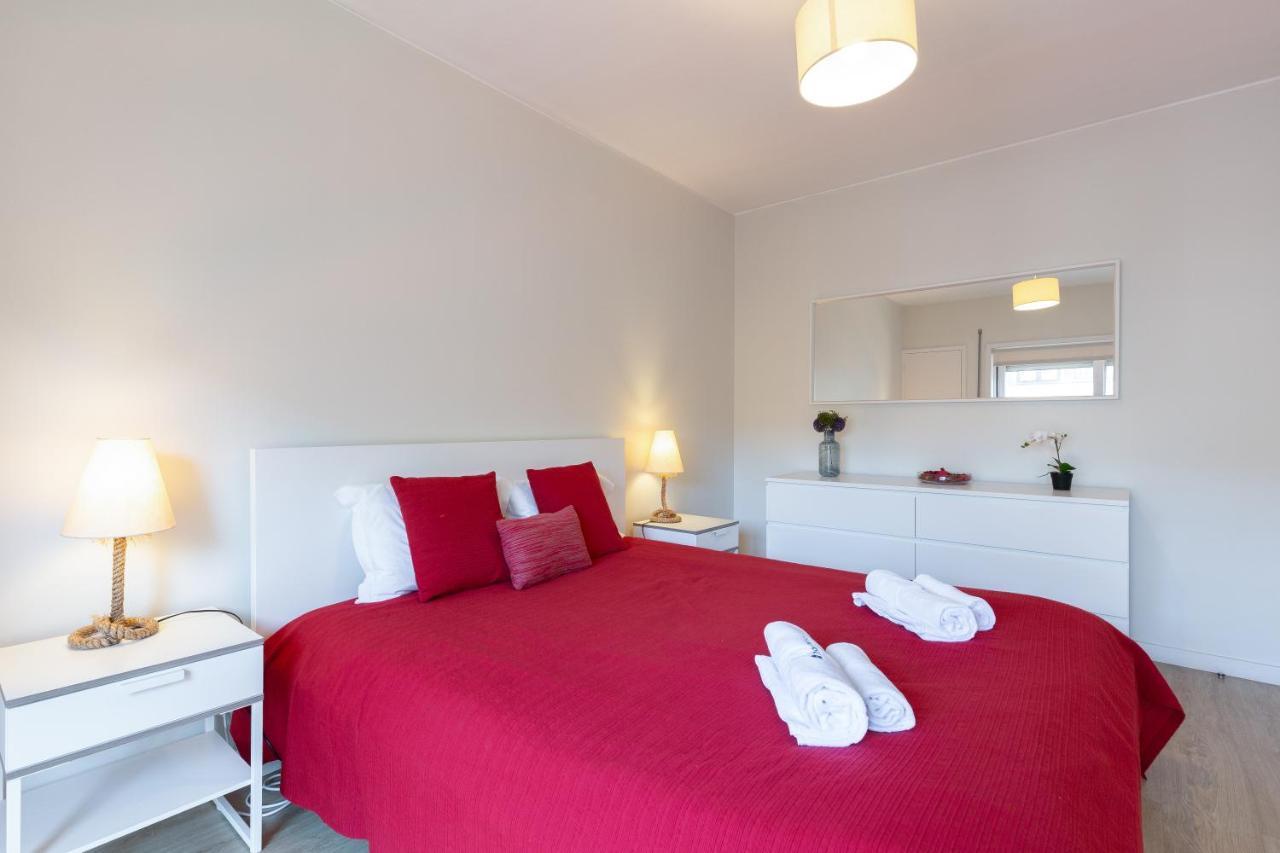 Host Wise - Trendy Bright Flats With Jacuzzi - 5 Min Beach Matosinhos  Bagian luar foto