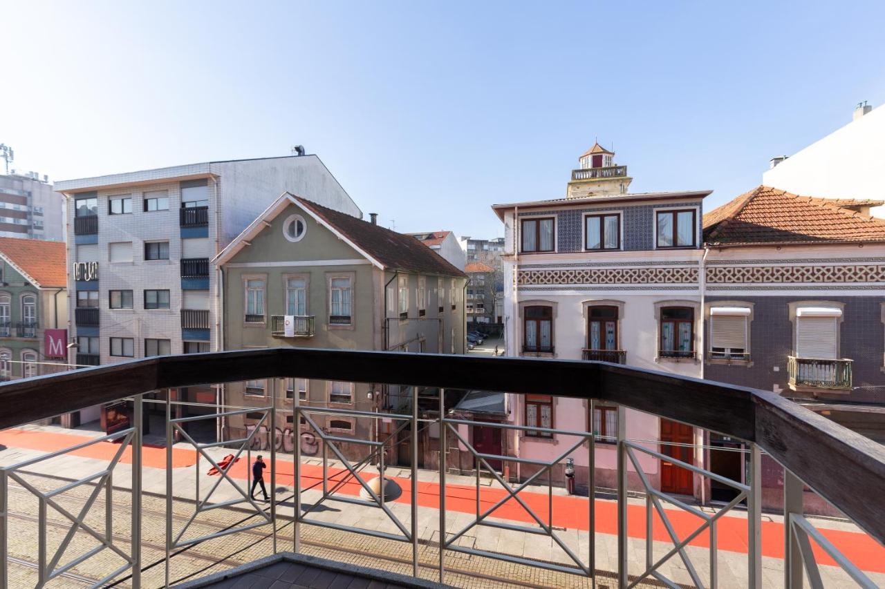 Host Wise - Trendy Bright Flats With Jacuzzi - 5 Min Beach Matosinhos  Bagian luar foto