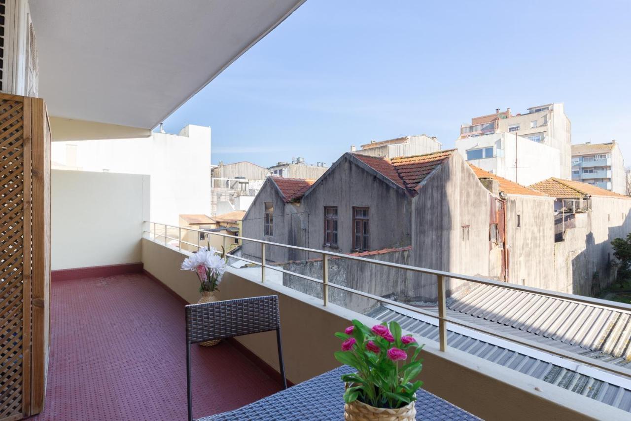 Host Wise - Trendy Bright Flats With Jacuzzi - 5 Min Beach Matosinhos  Bagian luar foto