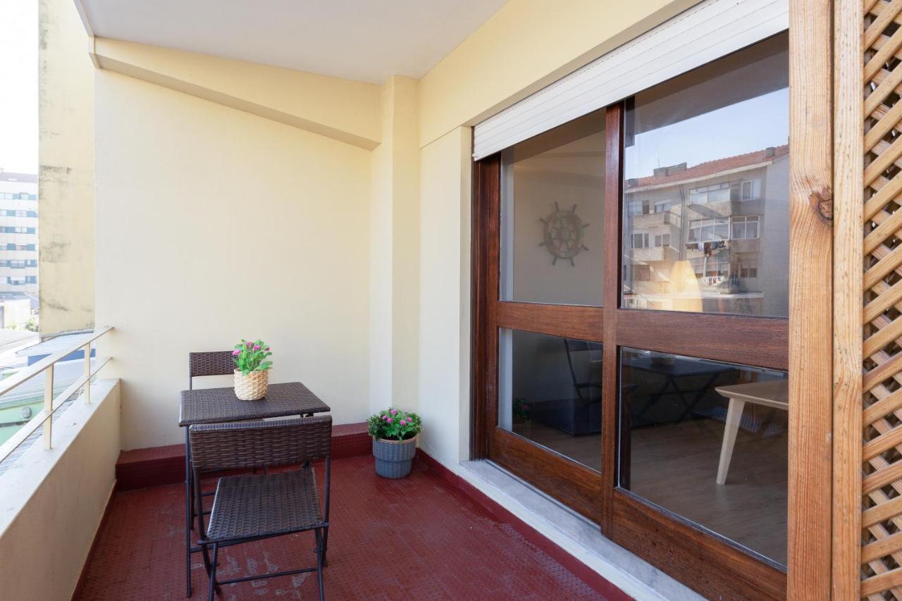 Host Wise - Trendy Bright Flats With Jacuzzi - 5 Min Beach Matosinhos  Bagian luar foto